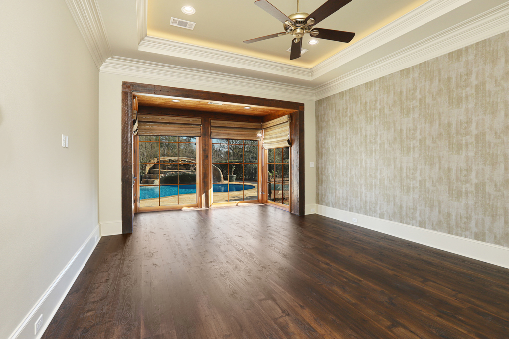 Missy Court - Image 23